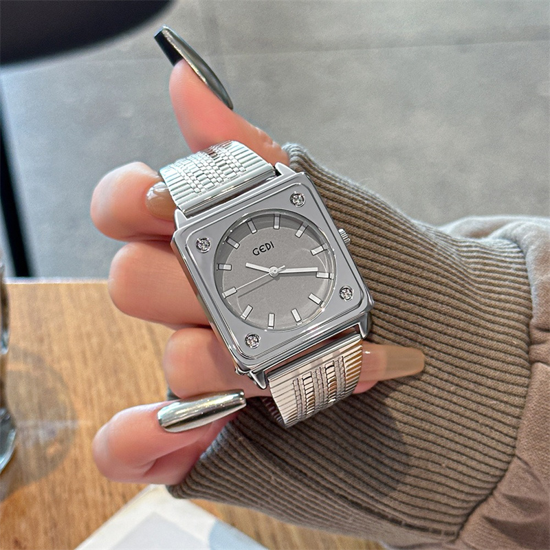 Luxury Watch Gift For Her - Minimalistisch, elegant, uniek horloge met een