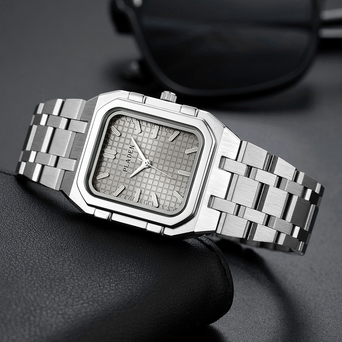 Luxe merk horloges met blauwe  - Luxury Watch Maker recensie en prijs