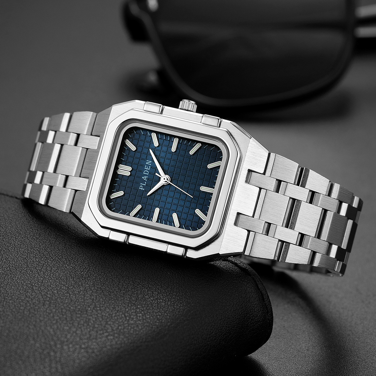 Luxe merk horloges met blauwe  - Luxury Watch Maker recensie en prijs